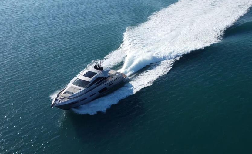 博星（Pershing）7X二手游艇