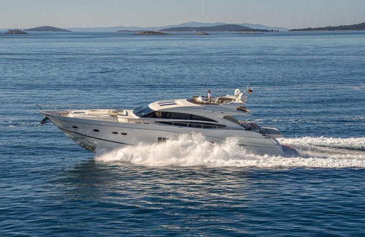 公主（Princess）V85飞桥豪华二手游艇价格185万欧元