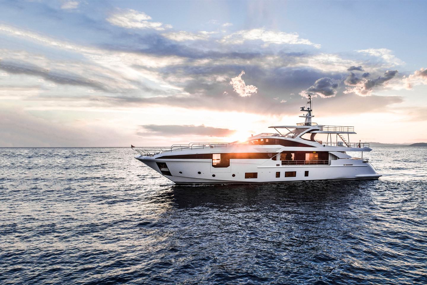 Azimut Grande 35 Metri MTU-2400