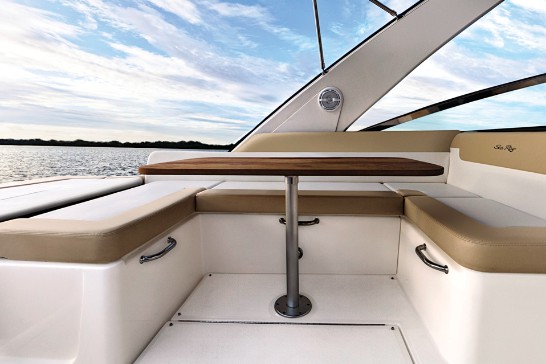 11.31米希瑞（SeaRay）370Venture私人游艇