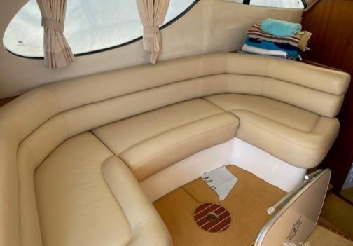 8米卡帝尔（Galeon）290二手飞桥游艇沙龙