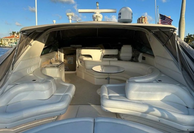 19米希瑞（SeaRay）630Sundancer二手游艇价格45万美元