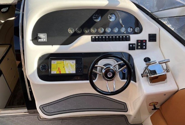 13米(42英尺)圣汐（Sunseeker）Tomahawk41运动游艇二手价格