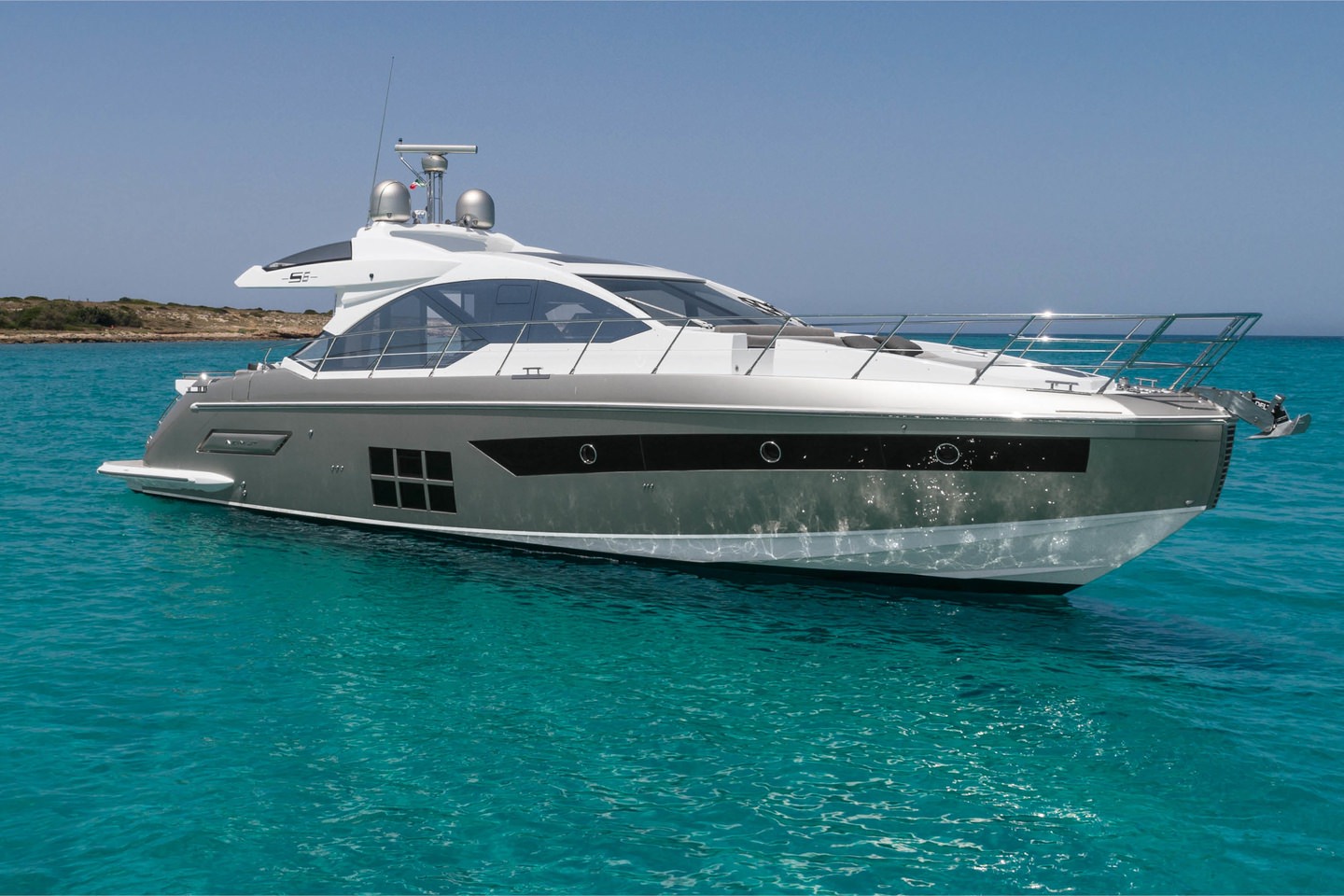 阿兹慕（Azimut）S6运动游艇