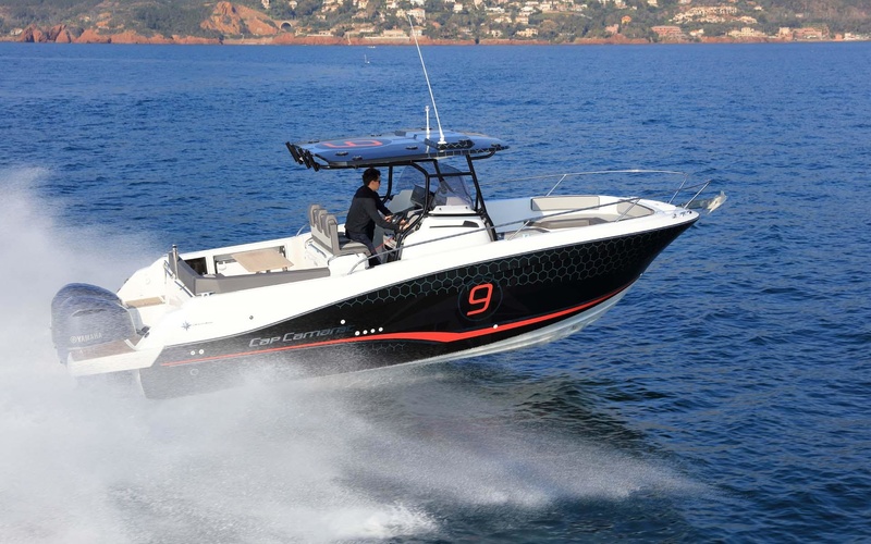 亚诺（Jeanneau）CapCamarat9.0CC运动快艇价格150万元