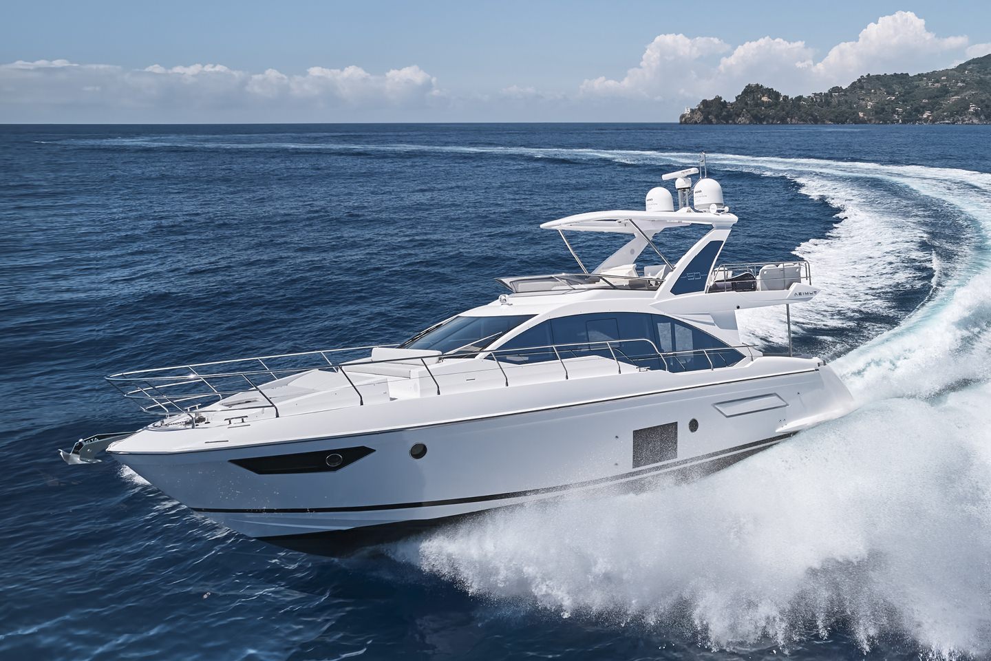阿兹慕（Azimut）50飞桥游艇