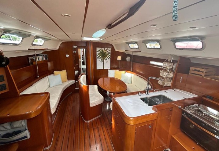 博纳多（Beneteau）锋仕47.7单体帆船