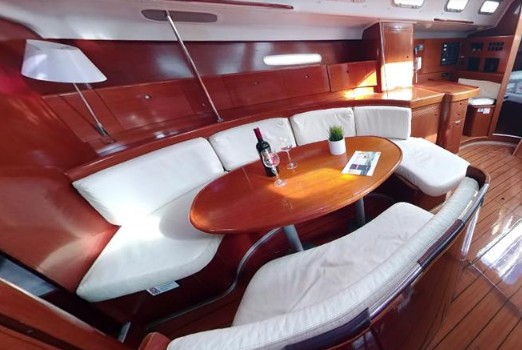 博纳多（Beneteau）锋仕47.7单体帆船沙龙