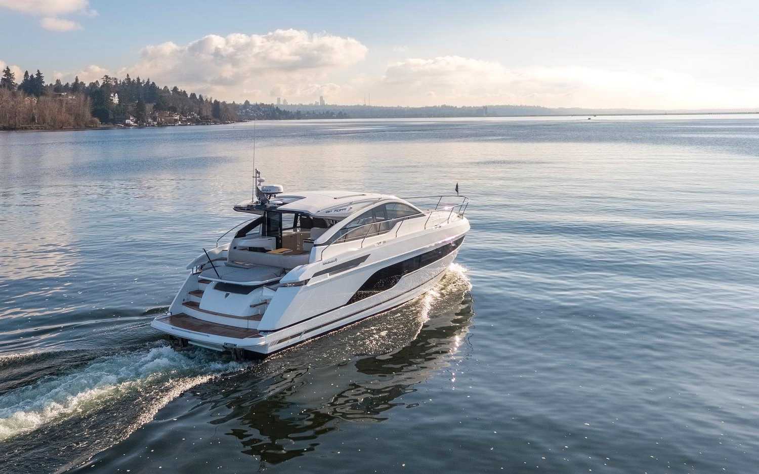 菲尔兰（Fairline）Targa 45 GT