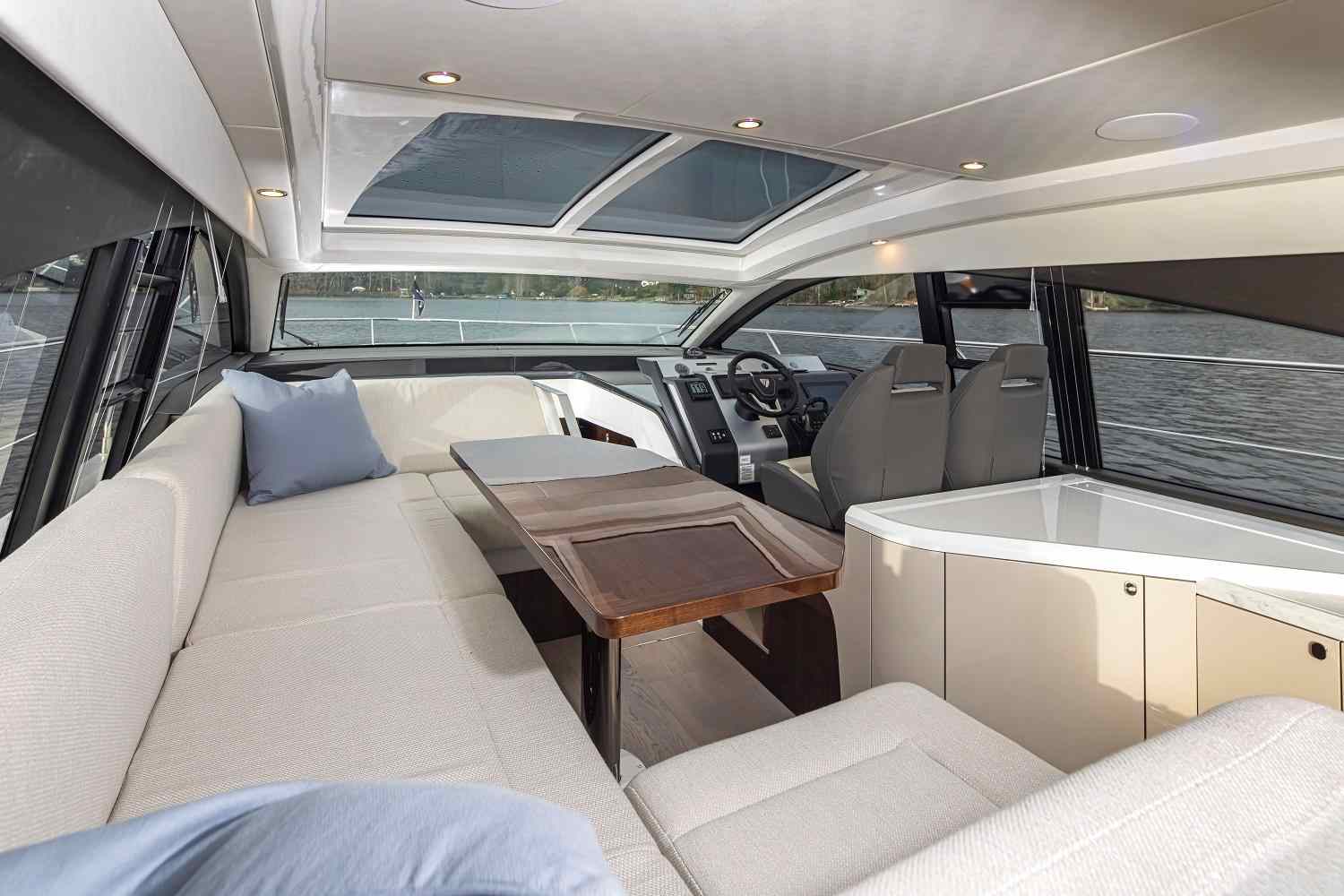 菲尔兰（Fairline）Targa 45 GT
