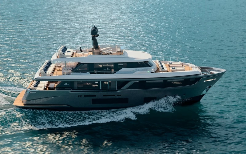 定制法拉帝Navetta30超级游艇-Custom Line Navetta30