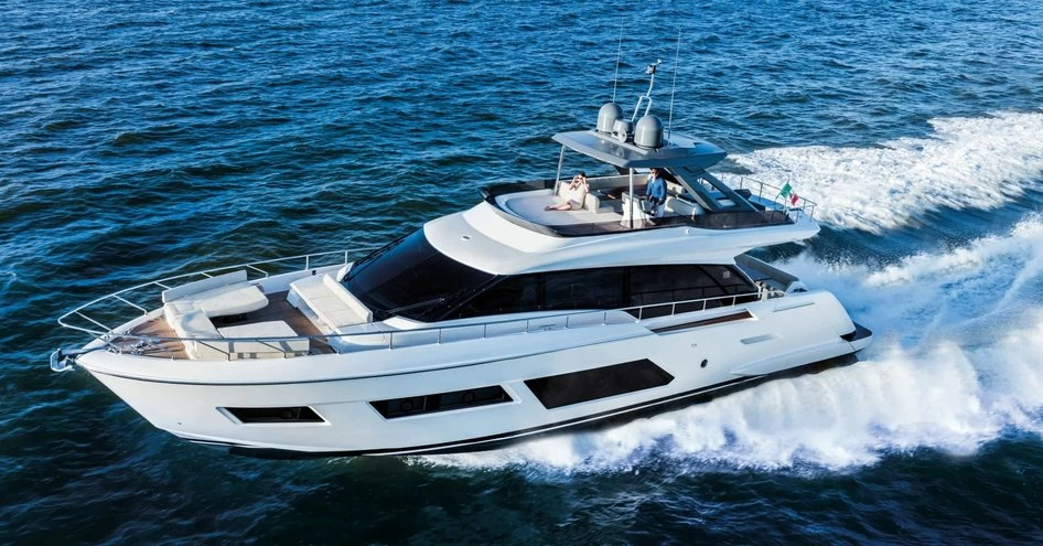 法拉帝(Ferretti)670游艇
