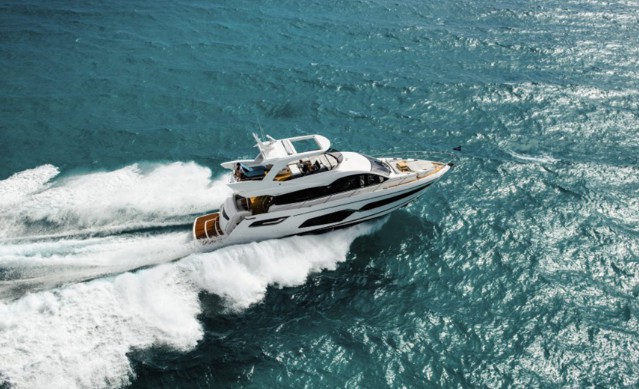 圣汐克（Sunseeker）Manhattan68飞桥游艇